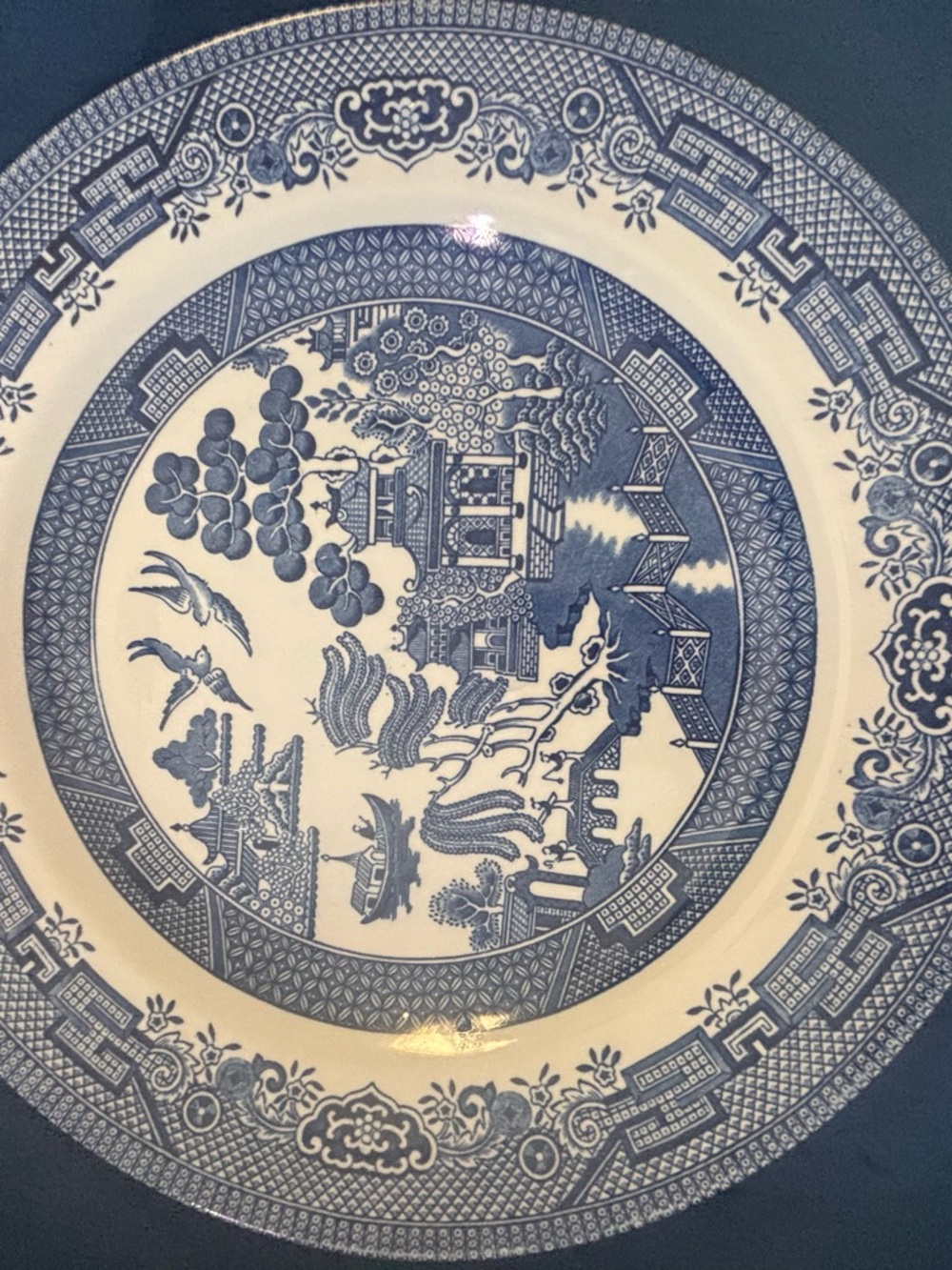 Church Hill Blue Willow Pattern Dinner Plate - Blue and Cream - Picture 8 of 11